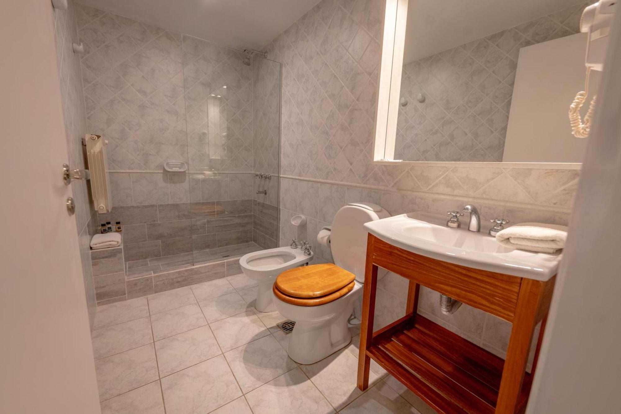 Tolkeyen Ushuaia Hotel Luaran gambar